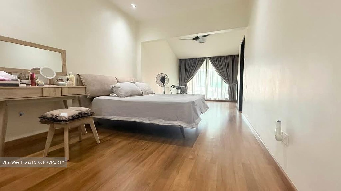 Highland Road (D19), Terrace #574109251